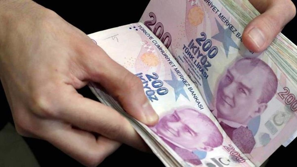 Memur ve emekli zammı ne kadar olacak? İşte Merkez’in yıl sonu tahminine göre yeni maaşlar