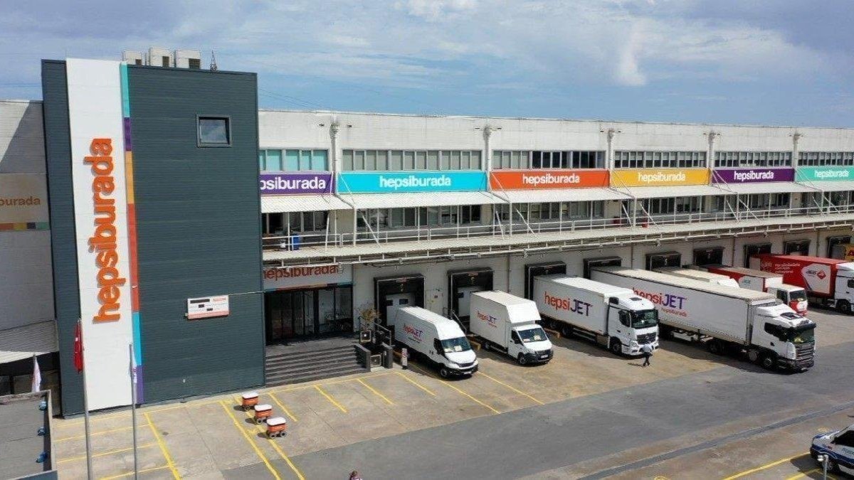 Hepsiburada deprem bölgesinde 10 milyar liralık ticaret hacmi yaratacak