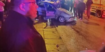 keciorende-ters-yone-giren-arac-carpisti-5-yarali-qqyJPSAt.jpg